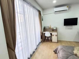 Studio Wohnung zu verkaufen im Chiangmai See View Condominium, Si Phum