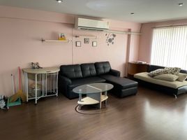 2 Schlafzimmer Appartement zu vermieten im Lumpini Place Bangna Km.3, Bang Na, Bang Na