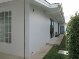 2 Schlafzimmer Villa zu verkaufen im Dream Village Community, Thep Krasattri