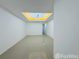 1 Bedroom Townhouse for sale at Baan Tipamas Seri Bangna, Bang Phriang