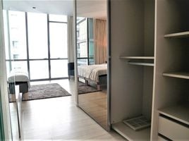 2 Schlafzimmer Wohnung zu vermieten im The Room Sukhumvit 21, Khlong Toei Nuea