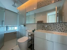 2 спален Квартира в аренду в The Room Sukhumvit 21, Khlong Toei Nuea