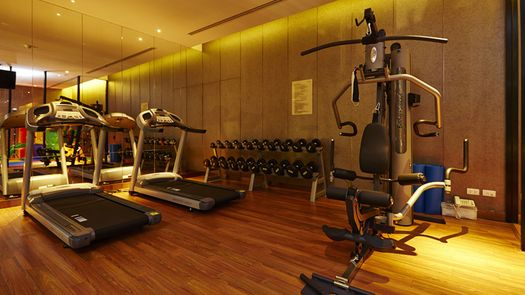 Photo 1 of the Communal Gym at The Residence at 61