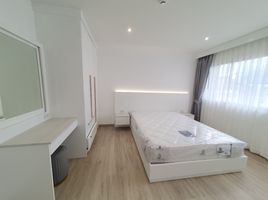 2 Schlafzimmer Wohnung zu vermieten im Silom Condominium, Si Lom