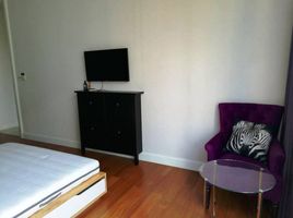 2 Schlafzimmer Wohnung zu vermieten im Q Langsuan, Lumphini