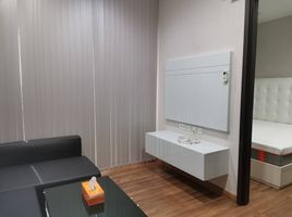 1 Schlafzimmer Wohnung zu vermieten im Ivy Ampio, Huai Khwang, Huai Khwang