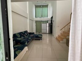 4 Schlafzimmer Reihenhaus zu vermieten im Y Residence Sukhumvit 113, Samrong Nuea, Mueang Samut Prakan, Samut Prakan