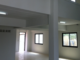 2 Schlafzimmer Reihenhaus zu verkaufen in Phatthana Nikhom, Lop Buri, Chong Sarika, Phatthana Nikhom, Lop Buri