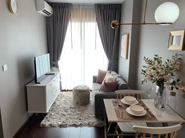 1 Schlafzimmer Wohnung zu verkaufen im C Ekkamai, Khlong Tan Nuea, Watthana