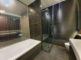 2 Bedroom Condo for rent at The Esse at Singha Complex, Bang Kapi