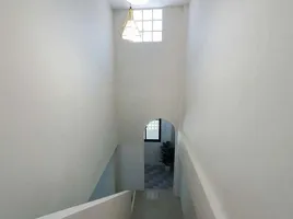 2 спален Таунхаус for sale in Mueang Chon Buri Чонбури, Huai Kapi, Mueang Chon Buri, Чонбури, Таиланд