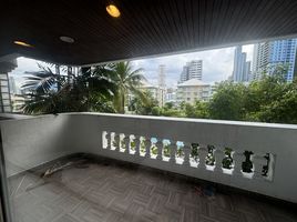 4 Schlafzimmer Appartement zu vermieten im Charan Tower, Khlong Tan Nuea