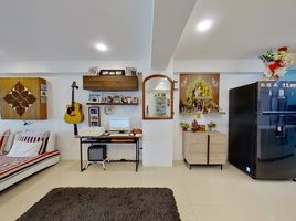 2 Schlafzimmer Wohnung zu verkaufen im Rawai Seaview Condominium , Rawai