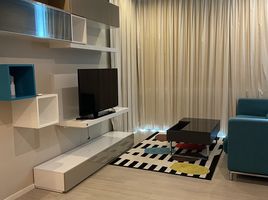 1 Bedroom Condo for rent at The Room Sukhumvit 21, Khlong Toei Nuea