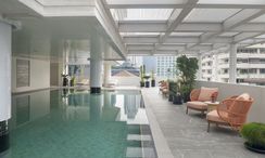 图片 2 of the 游泳池 at PARKROYAL Suites Bangkok