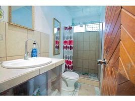 3 Bedroom House for sale at Limón, Limon