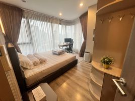2 Bedroom Apartment for sale at Ideo Mobi Asoke, Bang Kapi