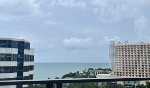 2 Bedrooms Condo for sale in Na Kluea, Pattaya Northpoint 