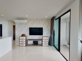 2 Bedroom Condo for sale at De Amber Condo, Na Chom Thian, Sattahip