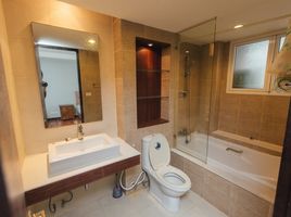 2 Schlafzimmer Appartement zu vermieten im Avenue 61, Khlong Tan Nuea