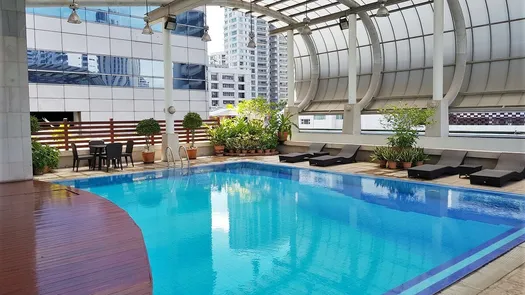 图片 1 of the Piscine commune at The Master Centrium Asoke-Sukhumvit