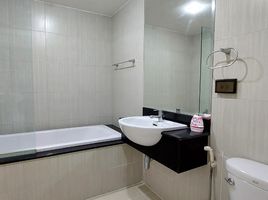 1 Schlafzimmer Wohnung zu verkaufen im Golden Coast, Bang Phra