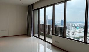 3 Bedrooms Condo for sale in Khlong Tan, Bangkok The Emporio Place