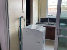 3 спален Кондо в аренду в SR Condo Complex, Nong Pa Khrang