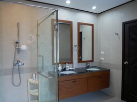 2 спален Кондо в аренду в Heritage Suites, Катху