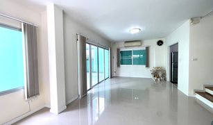 3 Bedrooms House for sale in Bang Len, Nonthaburi Villa Garden 3 Rattanathibet