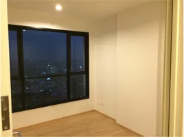 1 Schlafzimmer Wohnung zu vermieten im The Base Rama 9 - Ramkhamhaeng, Hua Mak, Bang Kapi, Bangkok