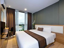 1 Schlafzimmer Wohnung zu vermieten im Ramada by Wyndham Ten Ekamai Residences, Phra Khanong Nuea, Watthana