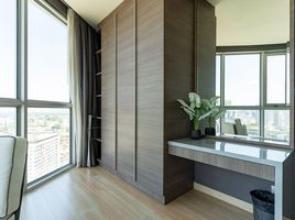 1 Schlafzimmer Wohnung zu vermieten im Sky Walk Residences, Phra Khanong Nuea