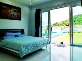 5 Schlafzimmer Villa zu verkaufen im Waterside Residences by Red Mountain, Thap Tai