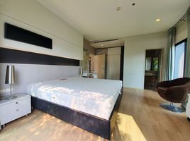 2 Schlafzimmer Appartement zu vermieten im Noble Reveal, Phra Khanong Nuea