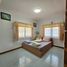 2 Schlafzimmer Villa zu verkaufen im Baan Maneekram-Jomthong Thani, Wichit
