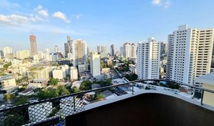 2 Bedrooms Condo for sale in Khlong Tan Nuea, Bangkok Piyathip Place