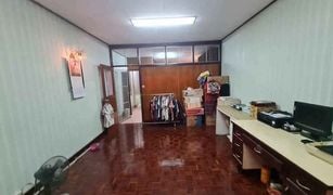 曼谷 Wat Thepsirin 3 卧室 商店 售 