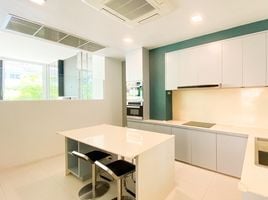4 Bedroom House for sale in Sukhumvit MRT, Khlong Toei Nuea, Khlong Toei Nuea