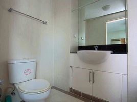 2 Schlafzimmer Wohnung zu vermieten im 49 Plus, Khlong Tan Nuea, Watthana, Bangkok