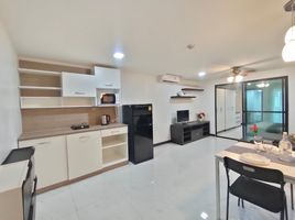 1 Bedroom Condo for rent at ITF Silom Palace, Suriyawong, Bang Rak