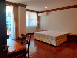 2 Bedroom Apartment for rent at Baan Pakapun, Khlong Tan