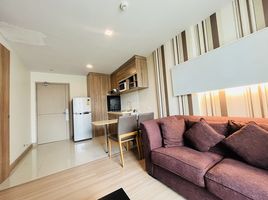 1 Schlafzimmer Wohnung zu vermieten im Ramada by Wyndham Ten Ekamai Residences, Phra Khanong Nuea