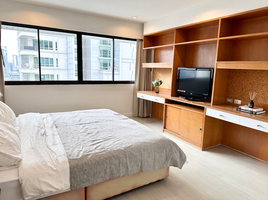 1 Bedroom Condo for rent at Regent Royal Place 2, Lumphini