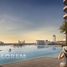 1 बेडरूम अपार्टमेंट for sale at Seapoint, EMAAR Beachfront