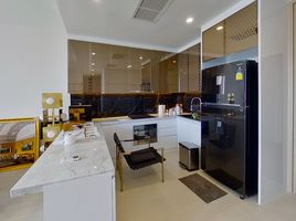 2 Schlafzimmer Appartement zu vermieten im Noble Ploenchit, Lumphini