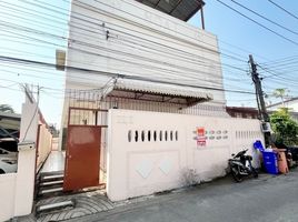 12 Bedroom Whole Building for sale in Bangkok, Ram Inthra, Khan Na Yao, Bangkok