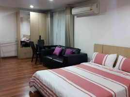 1 Schlafzimmer Appartement zu vermieten im Natcha Residence, Phra Khanong