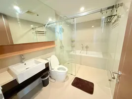คอนโด 2 ห้องนอน ให้เช่า ในโครงการ 15 สุขุมวิท เรสซิเด็นซ์, คลองเตยเหนือ