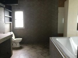 840 кв.м. Office for rent in Бангкок, Мин Бури, Бангкок